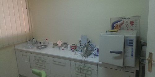 CLINICA DENTAL. RAMONA  SEGURA