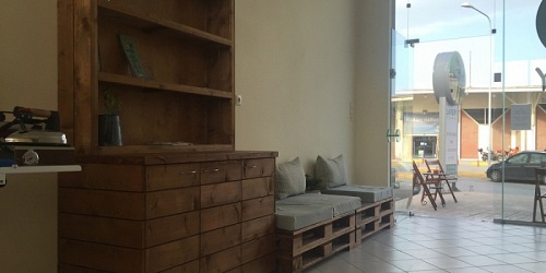 THE LAUNDRY ROOM