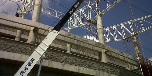 GRUAS PEREIRA