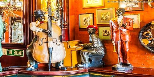 KAVARNA CORNER PUB