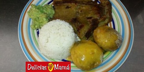 RESTAURANTE DELICIAS DE MAMÁ