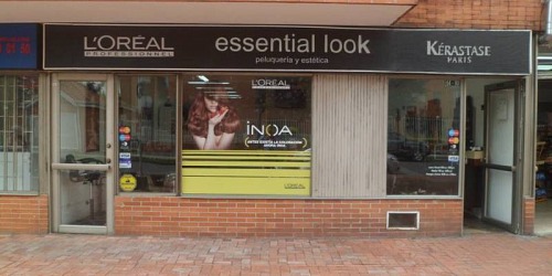 ESSENTIAL LOOK