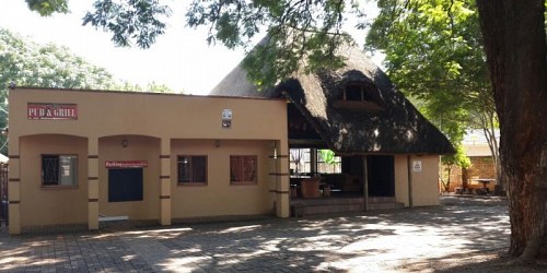 Casa Feliz Guesthouse Pub & Grill Mokopane