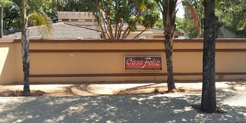 Casa Feliz Guesthouse Pub & Grill Mokopane