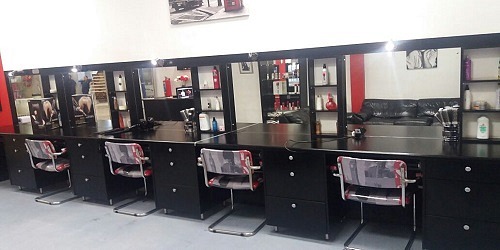 Mane Attraction Hair & Beauty