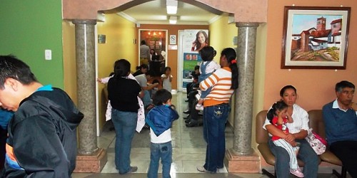 Dr. Douglas Barros B. CIRUJANO ONCÓLOGO