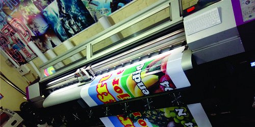FIRMA CREATIVA IMPRESION A GRAN FORMATO