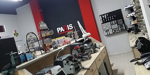 PARIS