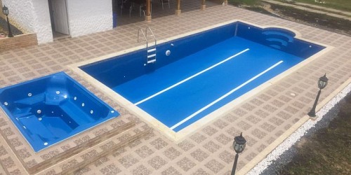 JACUZZIS MANANTIAL