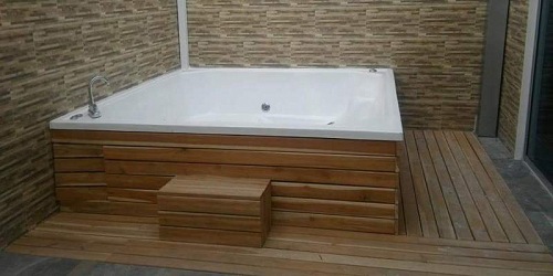 JACUZZIS MANANTIAL