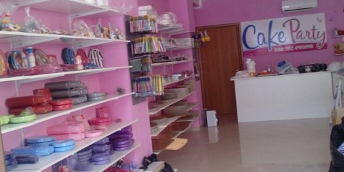 CAKE PARTY