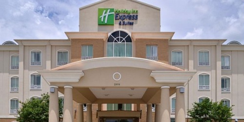 Holiday Inn Express Inn and Suites Sherman