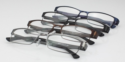 *OPTICAS ECUALENTE*