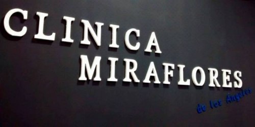 CLÍNICA DE PODOLOGÍA Y FISIOTERAPIA