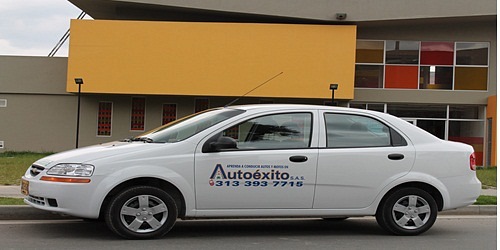 Centro de Enseñanza Automovilistica Autoexito S.A.S