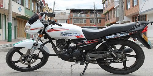 Centro de Enseñanza Automovilistica Autoexito S.A.S