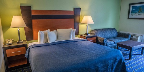  Mariner Motor Lodge