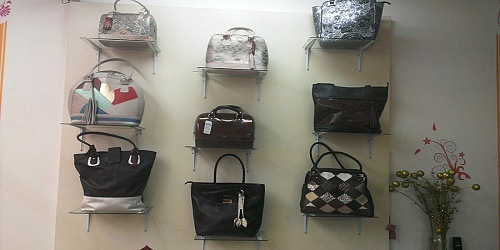 MONICA RIVADENEIRA BOLSOS Y ACCESORIOS CARTERAS CUERO CALI