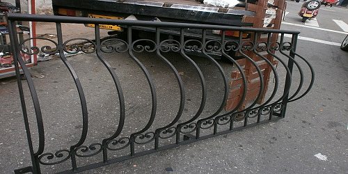 HIERROS Y FORJAS EL PORTON