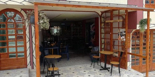 Yomoca CAFE