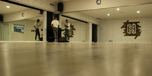 HEADWAY DANCE & FITNESS. GIMNASIO. BODYCOMBAT. DANZA