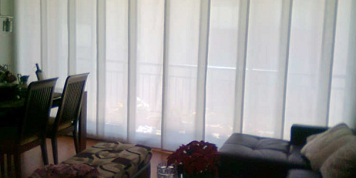 CORTINAS Y PERSIANAS DECORLUG