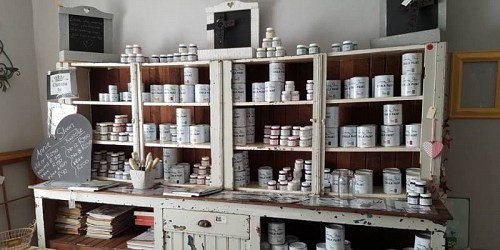 Oude Werf Antiques and Decor
