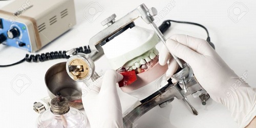 HELM DENT LABORATORIO DENTAL