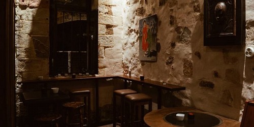 ALL SEASONS MUSIC BAR 
