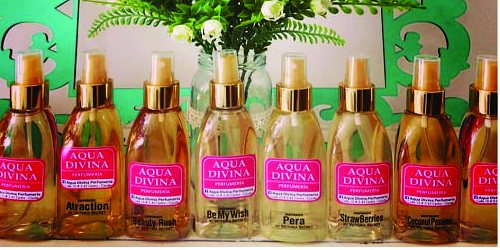 AQUA DIVINA PERFUMERIA
