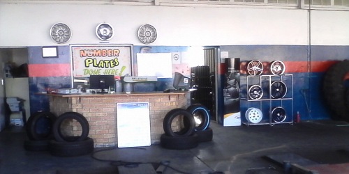 MMAMODISE FITMENT CENTRE CC