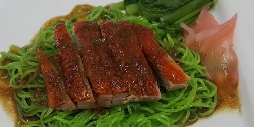 เป็ดย่าง หมูแดง หมูกรอบอร่อย ลิตเติ้ลดั๊กศรีราชา