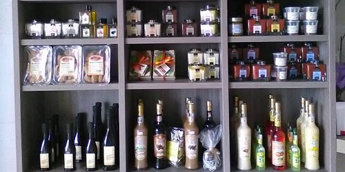 WINE BAR