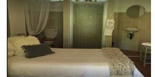 Leisure Lodge