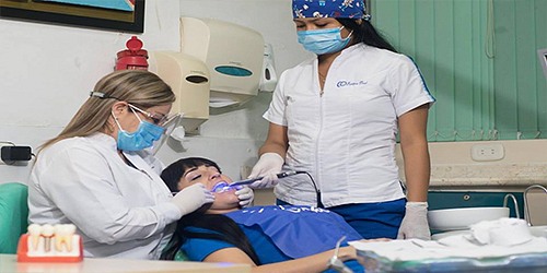 CLINICA ODONTOLOGICA ESTETICA ORAL