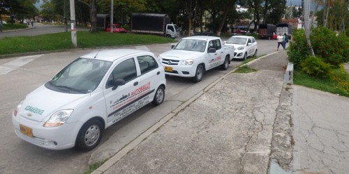 ACADEMIA DE CONDUCCION AUTORALLY