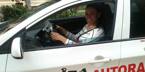 ACADEMIA DE CONDUCCION AUTORALLY