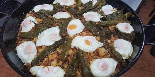 RESTAURANTE PAPAS FRITAS & HUEVOS. Menús Diarios.