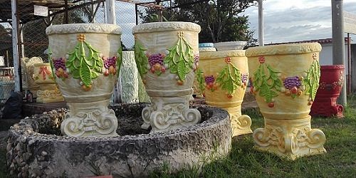 FABRICA DE FUENTES Y MATERAS DE CHINAUTA
