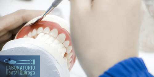 LABORATORIO DENTAL QUIROGA