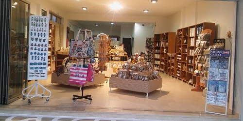 TRADITIONAL STORE