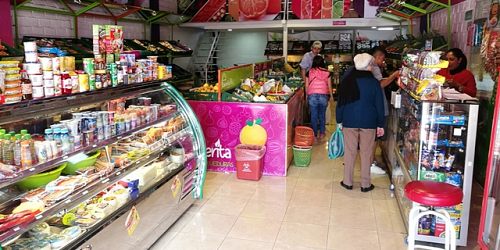 LONCHERITA, carnes, frutas y verduras