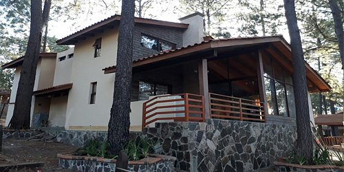 CABAÑAS EN MAZAMITLA Lujo en el bosque