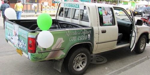 ACADEMIA DE AUTOMOVILISMO METROPOLITANA