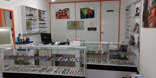 ANDINO VISUAL CENTER A.V.C 