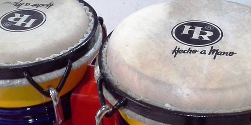 INSTRUMENTOS DE PERCUSSION EL PIERNAS
