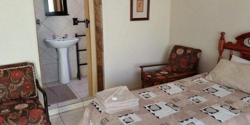 COUNTRY BLUE LUXURY ACCOMMODATION