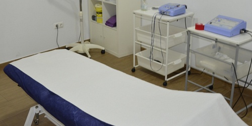 CLÍNICA CLAVERO, Podólogo, Fisioterapeuta.
