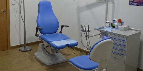 CLÍNICA CLAVERO, Podólogo, Fisioterapeuta.