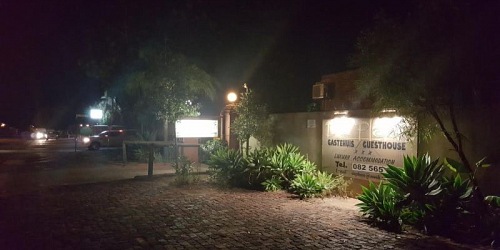DE PLAAS GASTEHUIS / GUESTHOUSE
